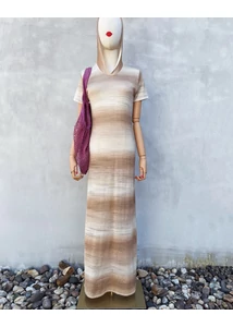 Különleges maxiruha