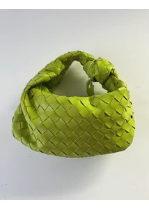 Kivizöld bőrtáska