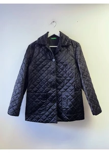 Benetton steppelt kabátka