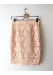 Csipke ceruzaszoknya