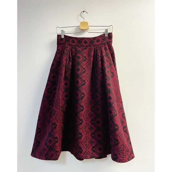 Jacquard harangszoknya