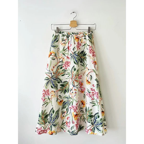 Virágmintás szoknya