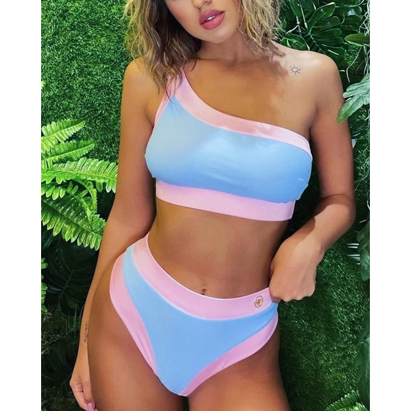 Vivien Vance bikini
