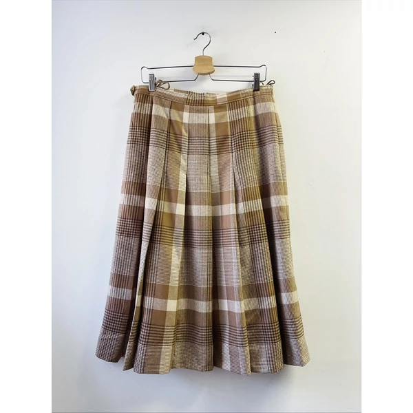 Kockás gyapjú szoknya