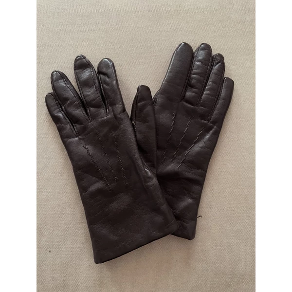 Csokoládébarna bőrkesztyű