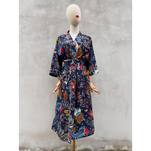 Színes kimonó köntös