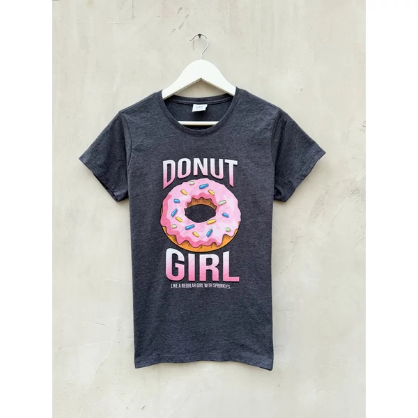 Szürke póló felirattal